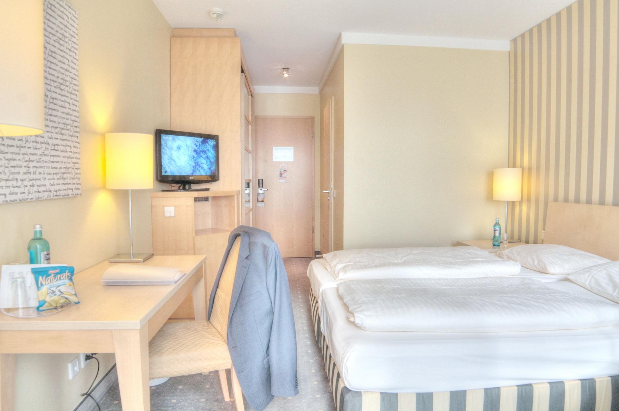 Relexa Hotel Ratingen City Esterno foto