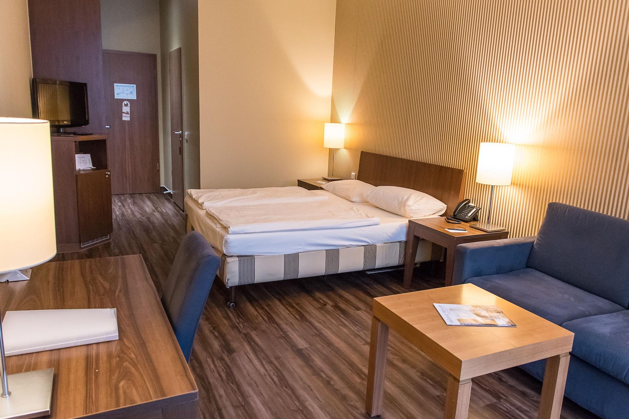 Relexa Hotel Ratingen City Esterno foto