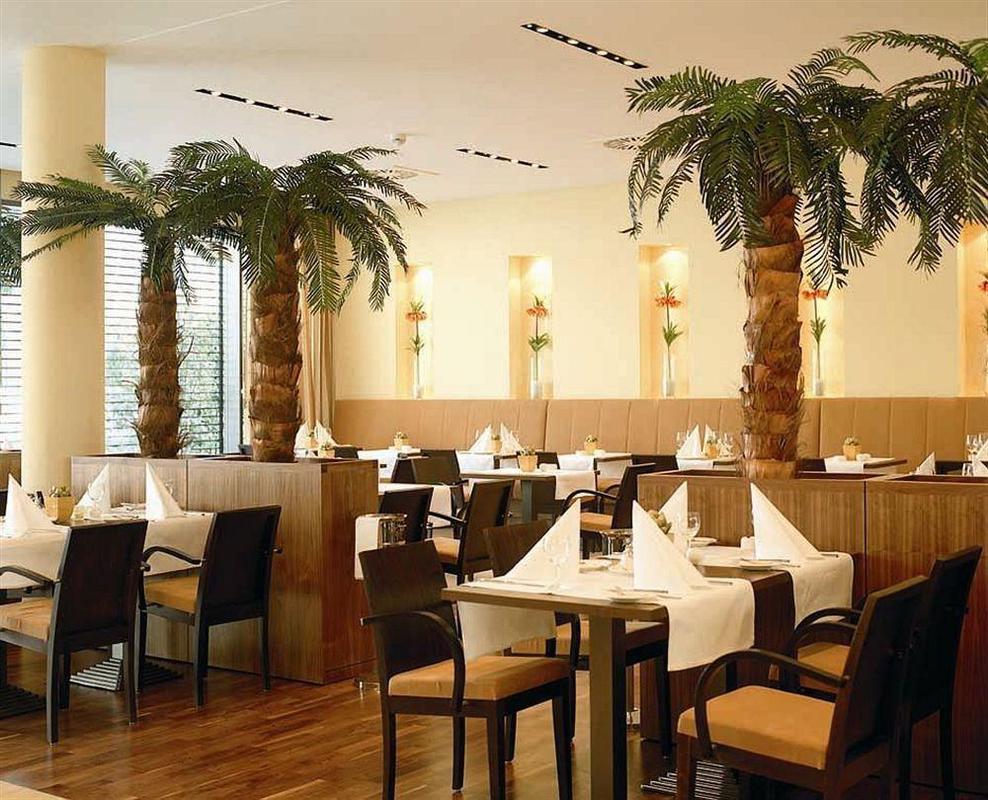 Relexa Hotel Ratingen City Ristorante foto