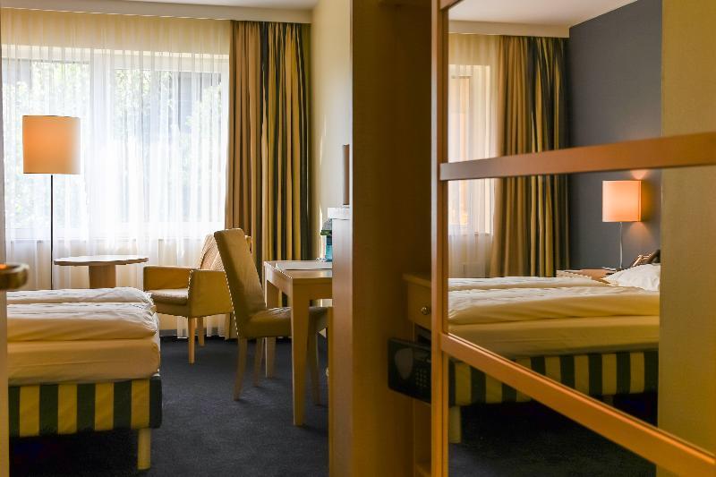 Relexa Hotel Ratingen City Esterno foto